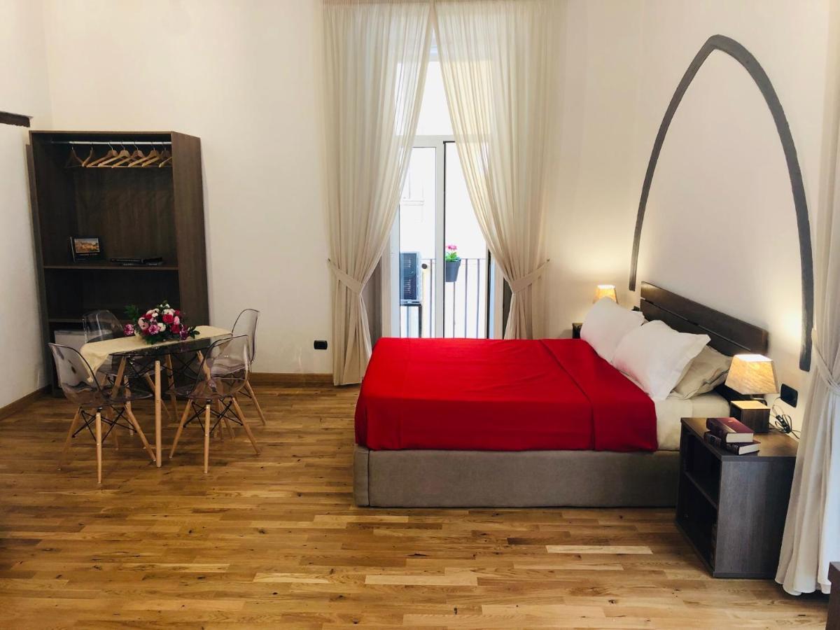 Domus Studio 25 Bed & Breakfast Neapel Exteriör bild